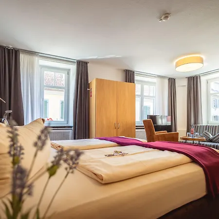 Otel Residenz 3*